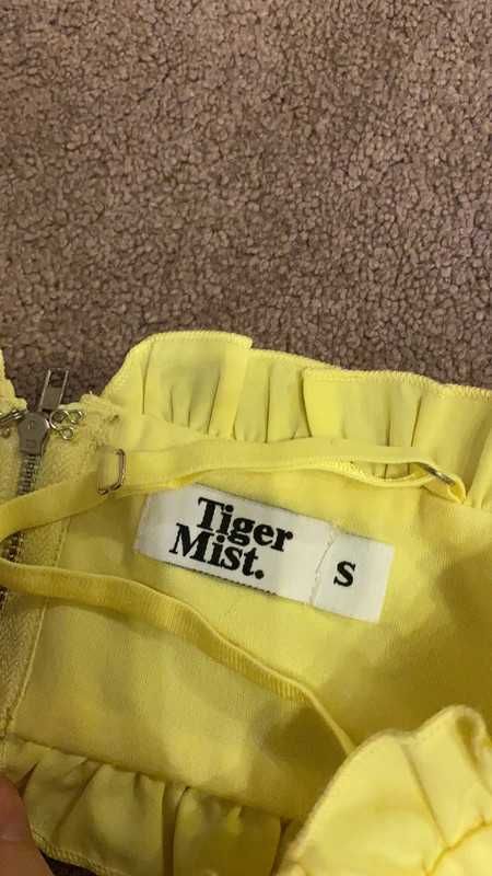 Żółty marszczony top dollskill tiger mist. Y2k S 95% bawełna