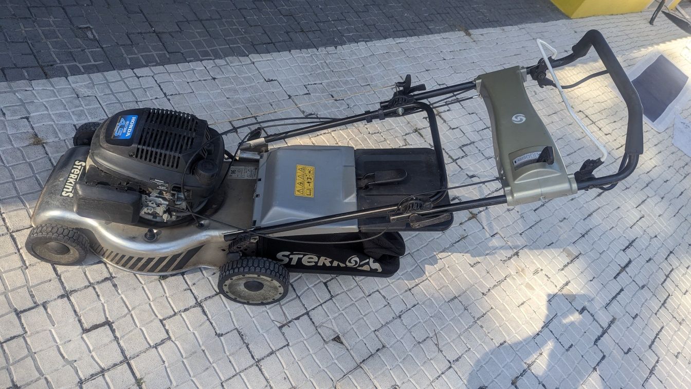 Máquina cortar relva