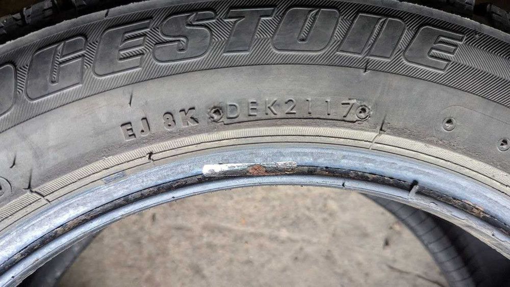 Комплект зимових шин Bridgestone Blizzak