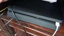 Ps4 nova com comando