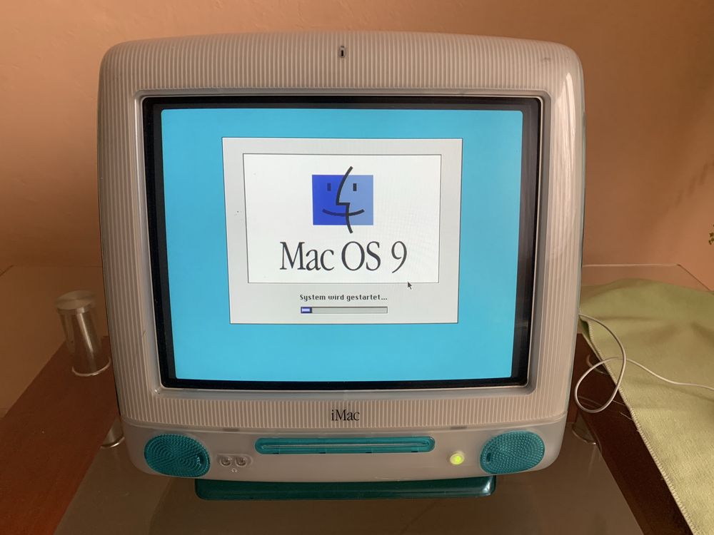 Komputer iMac Apple M5521