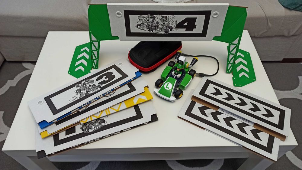 nintendo switch Mario Kart Live Home Circuit LUIGI komplet wyścigi BOX