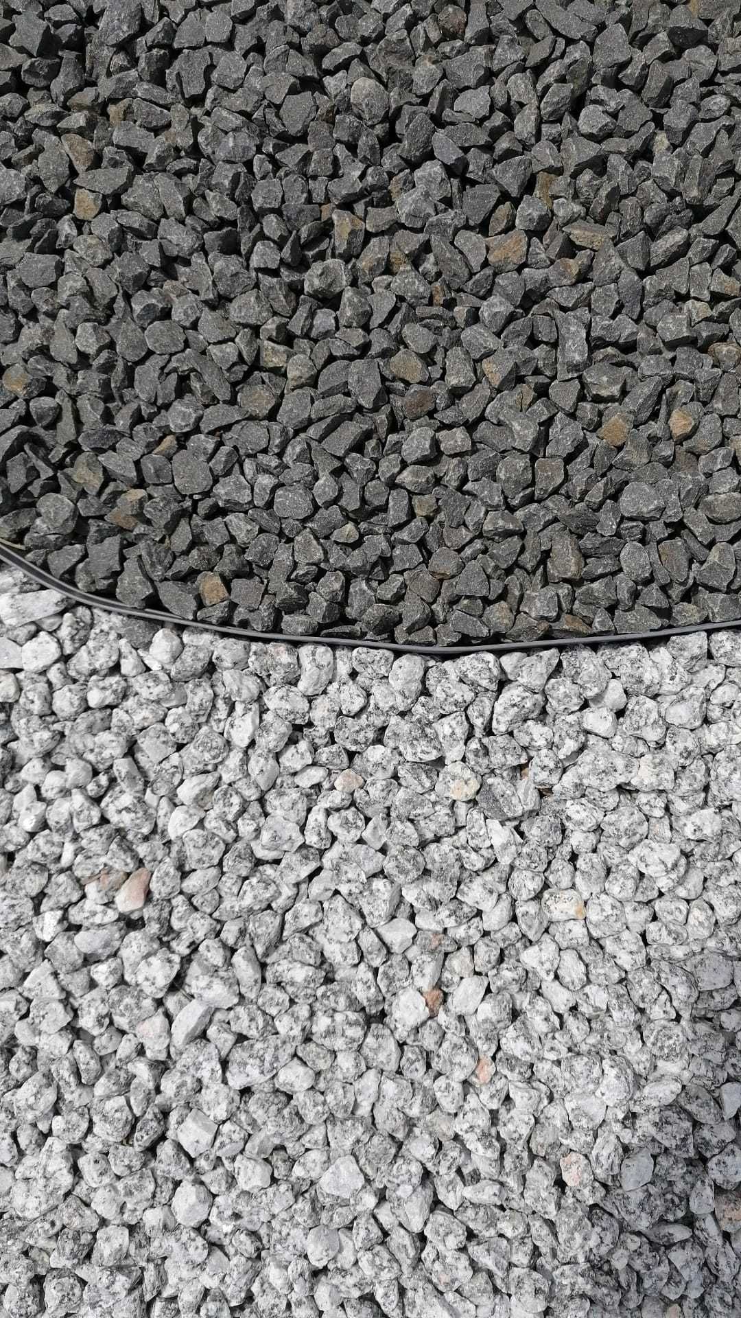 Brita de Granito Cinza, Pedra Decorativa de Jardim; 95€/T