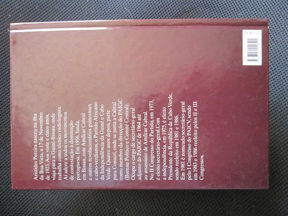 Uma Luta, Um Partido, Dois Países, de Aristides Pereira
