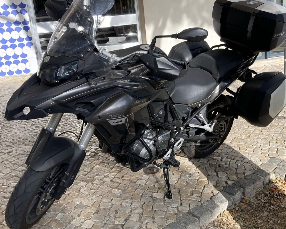 Benelli TRK 502.