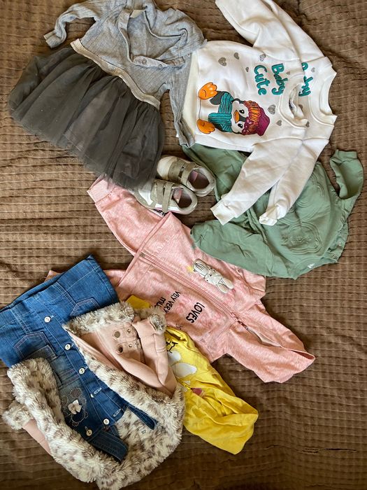 Набір одягу на дівчинку 6-12місяців