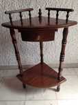 Mesinha de canto com gaveta