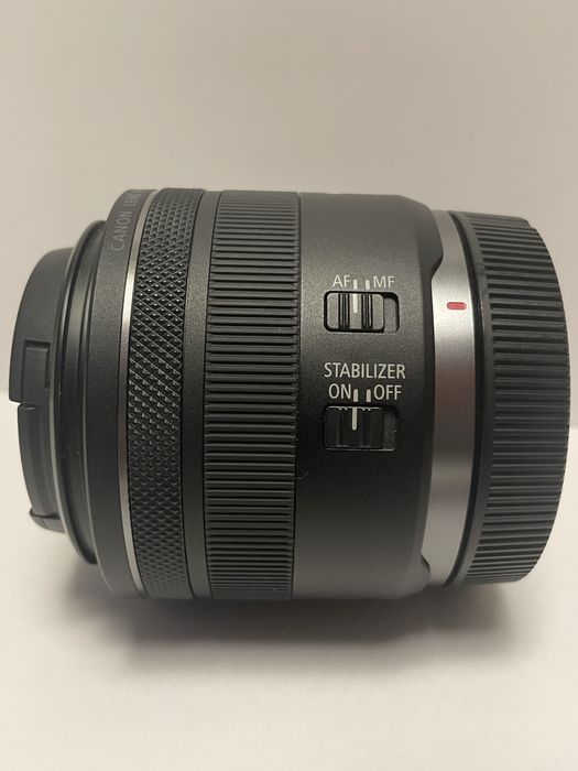 Canon RF 35mm Macro