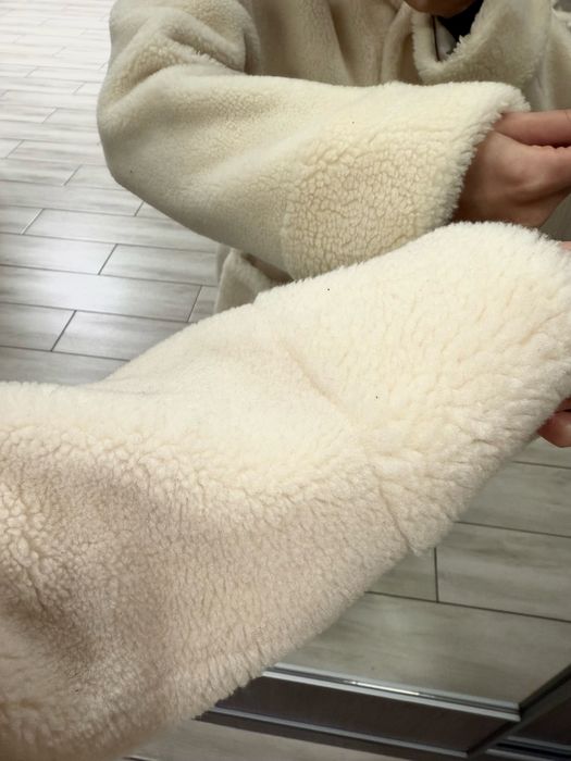 Шуба,пальто,куртка з натуральної овчини,шуба з вовни