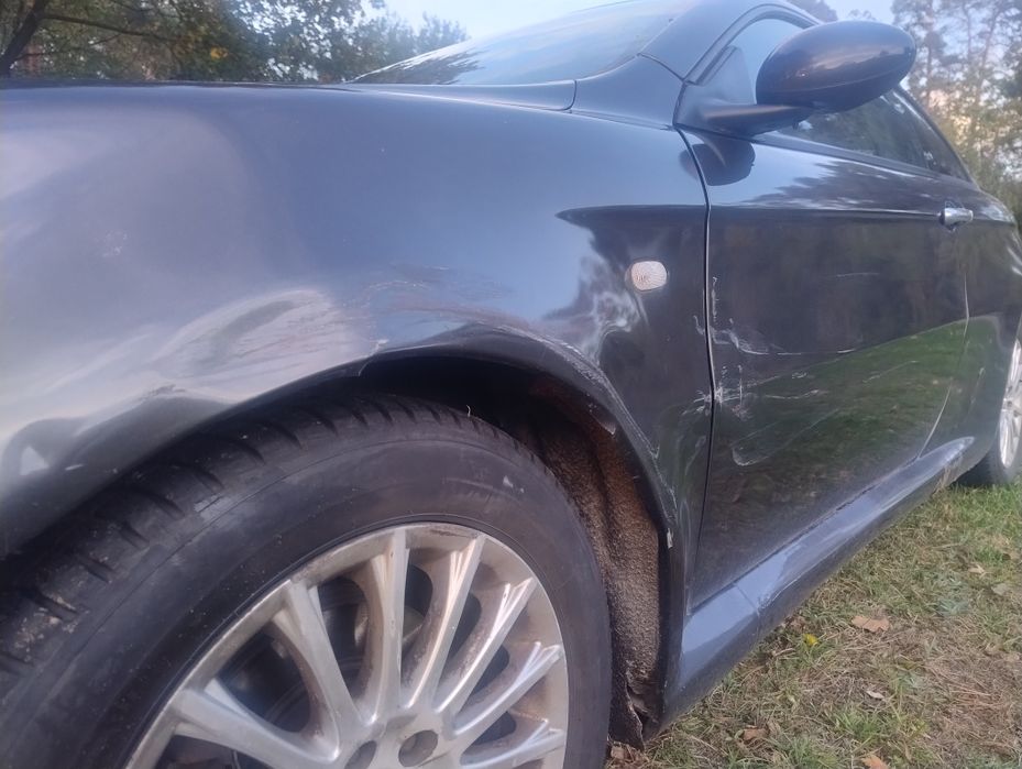 Alfa Romeo GT 1.9 JTD 150 KM 2008 r.