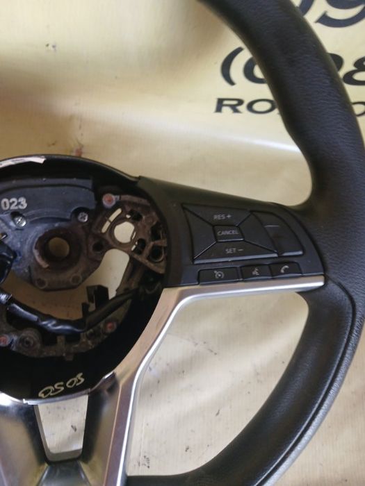 Руль Nissan Altima 2019