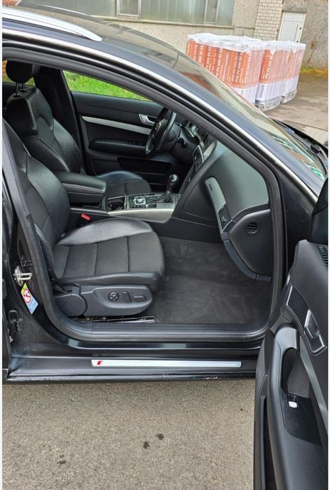 Ковролін підлога,пол,ауді ауди а6 с6