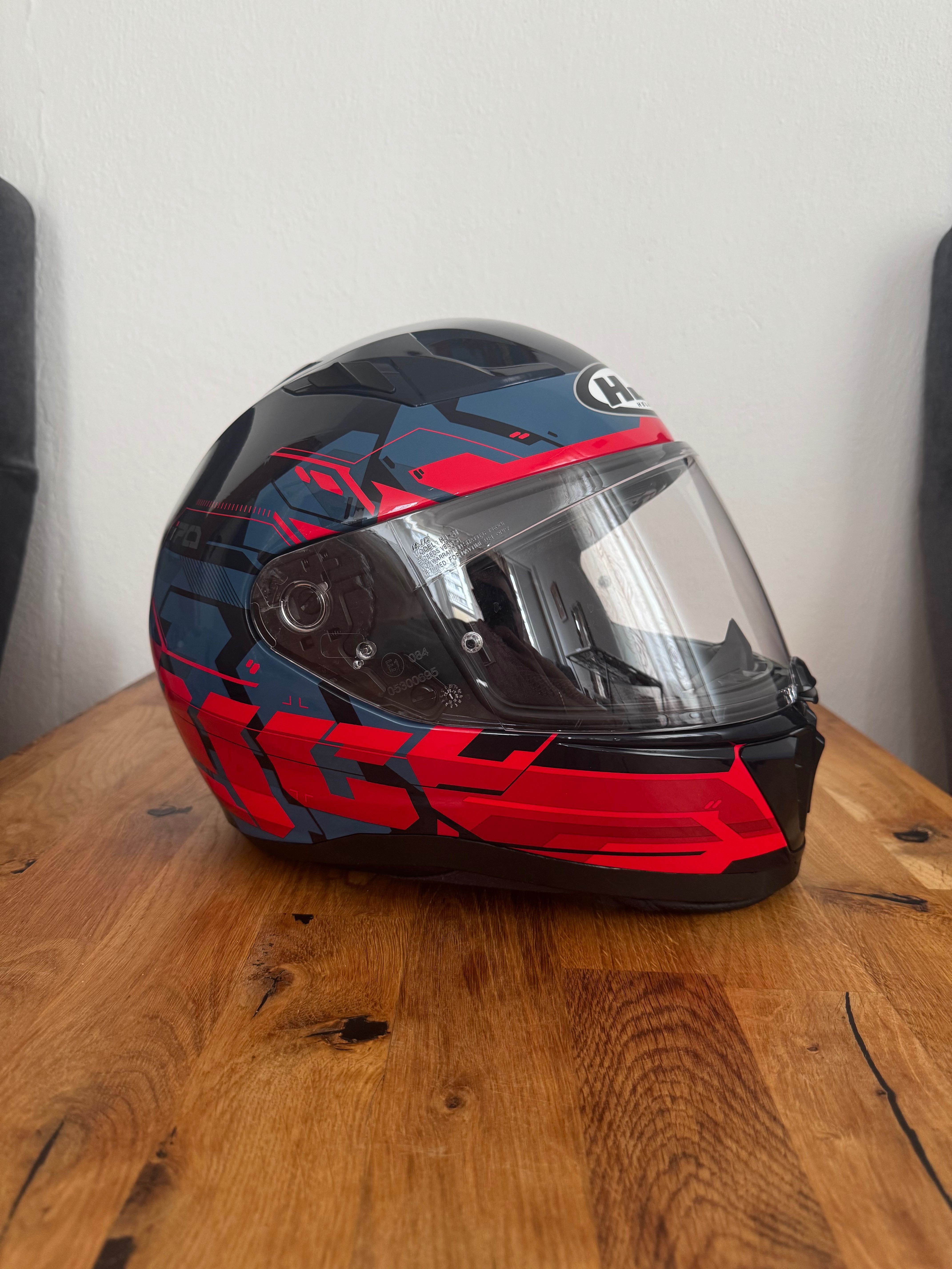 kask hjc i70 z zestawem słuchawkowym