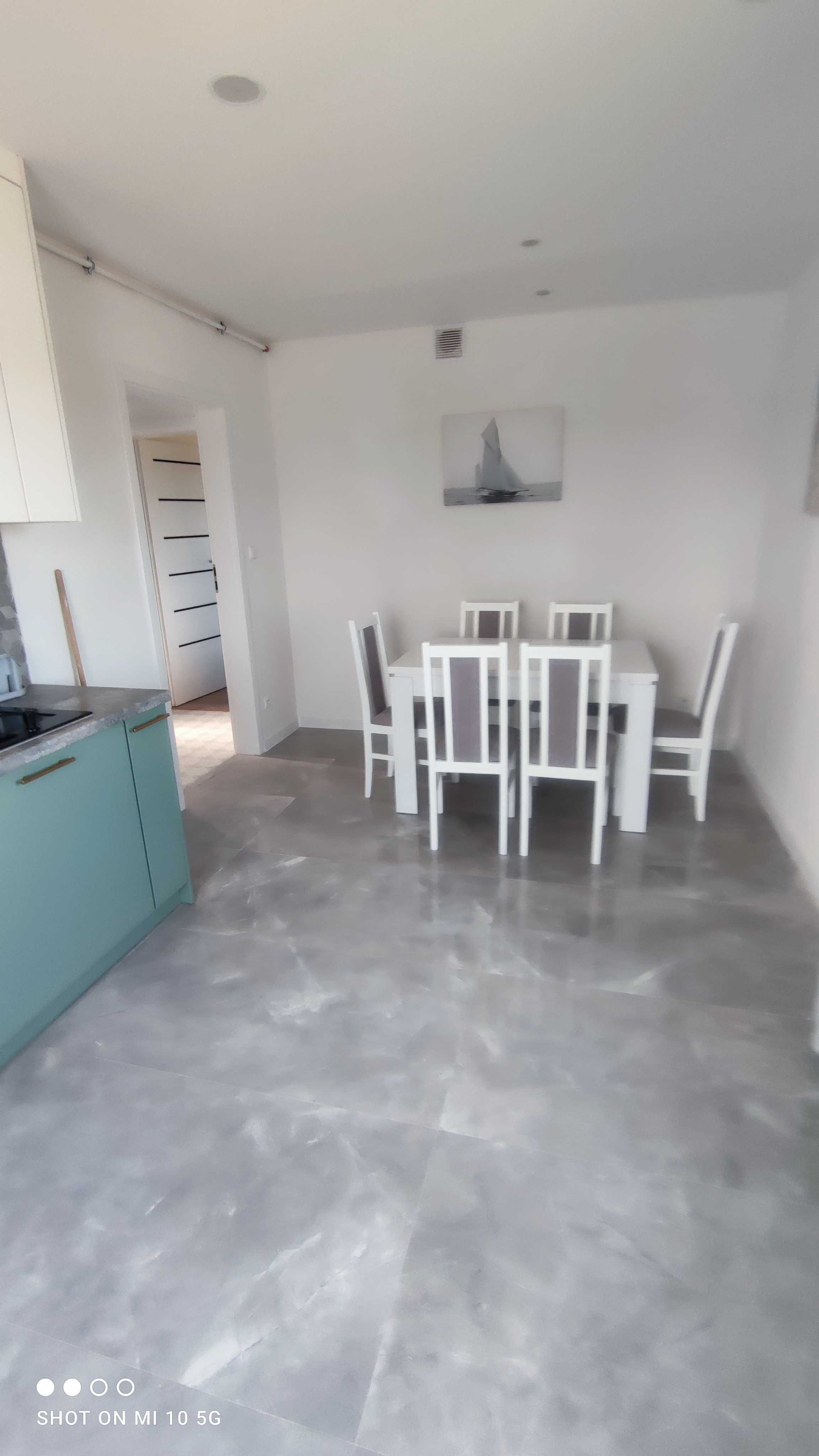 Dwupoziomowy Apartament 70m/2 Szara Mewa
