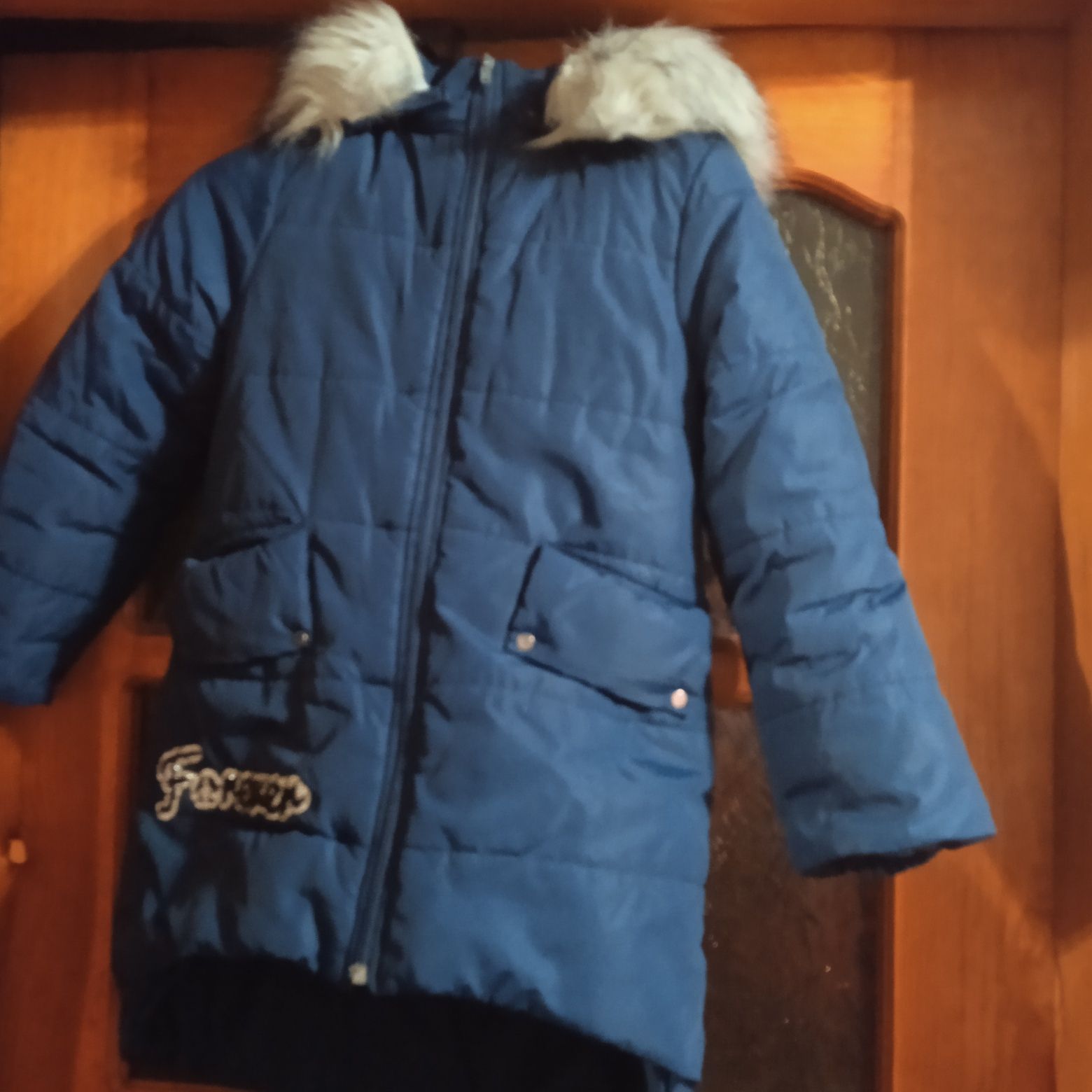 Зимняя куртка, шапка перчатки, осенняя куртка