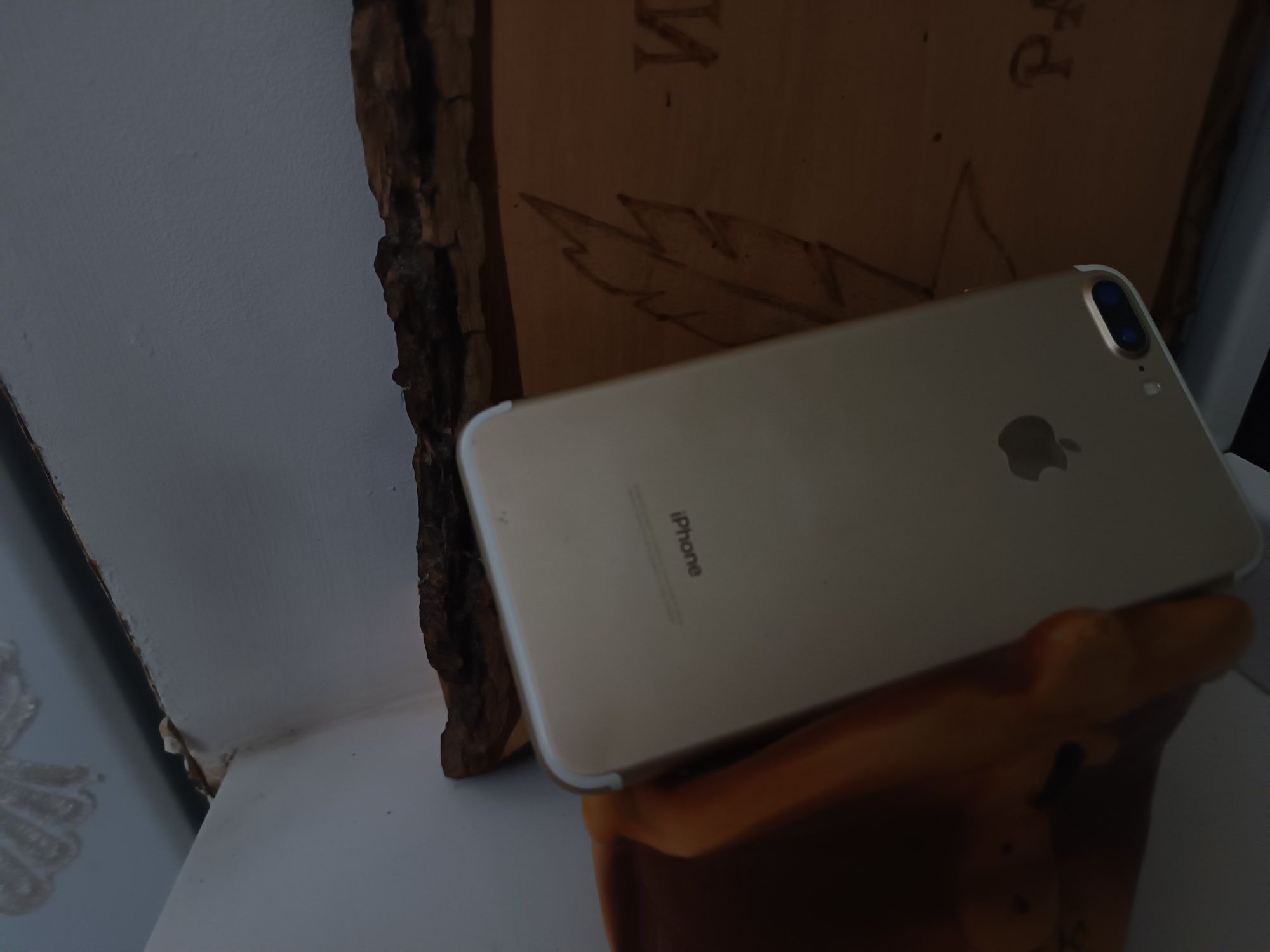 iPhone 7 plus Rose 128gb R-SIM стан непоганий