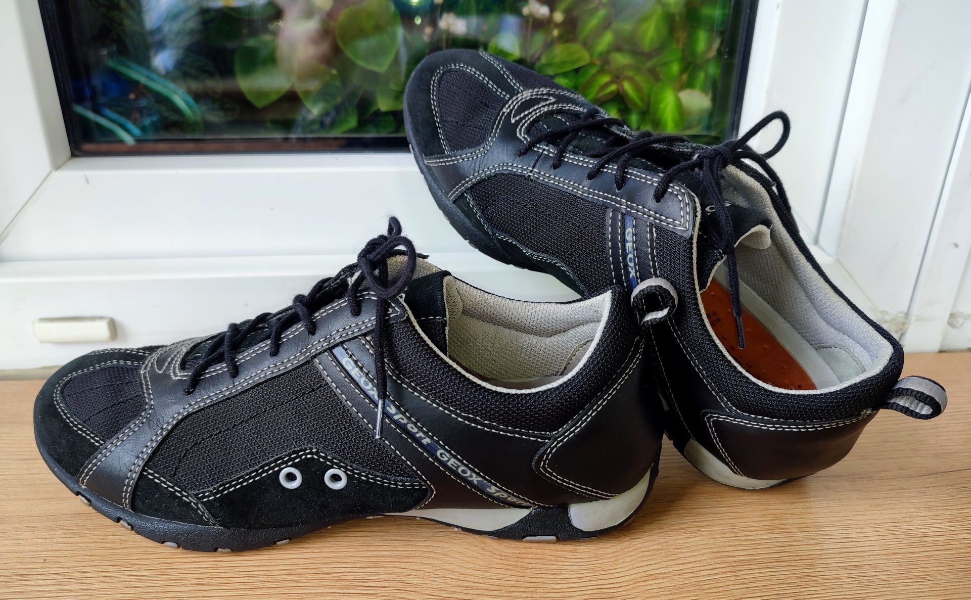 Buty damskie GEOX Respira sneakersy czarne wygodne oddychające r.37