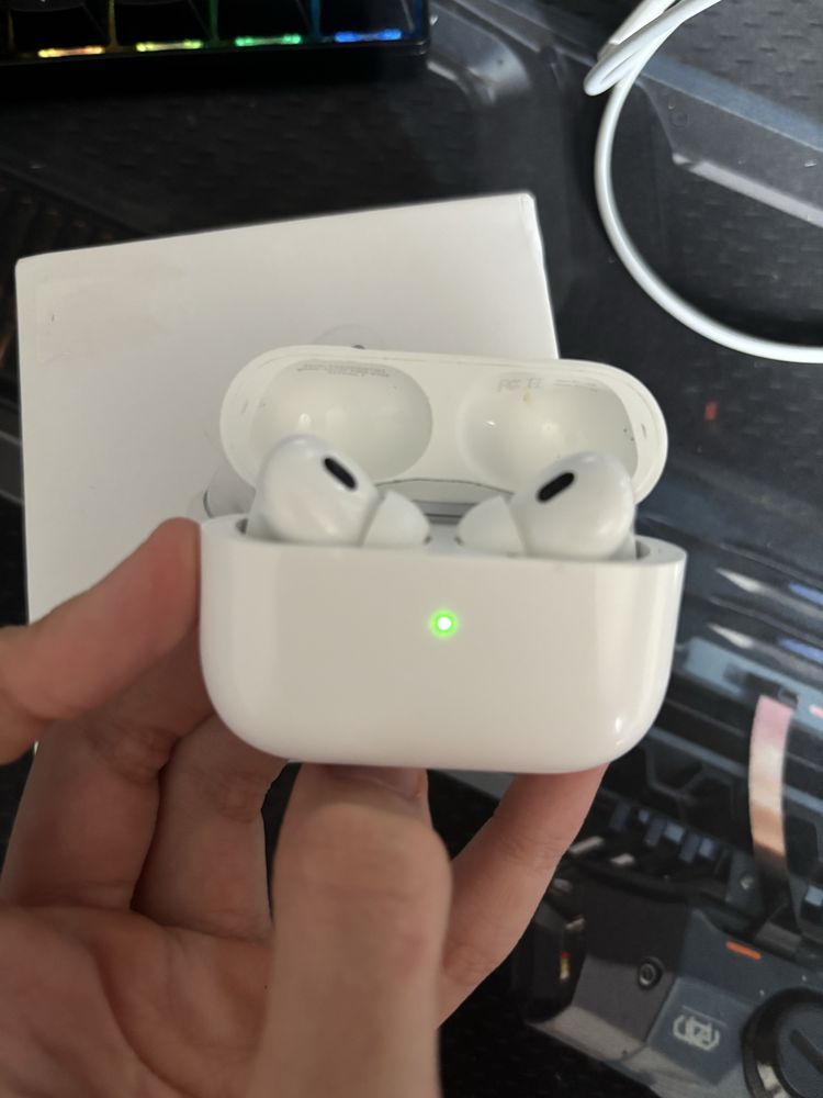 Airpods 2 pro lightning