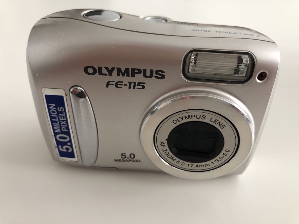 Olympus FE-115 5.0 MegaPixels
