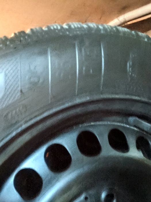 Шини на дисках мерс R15 зима