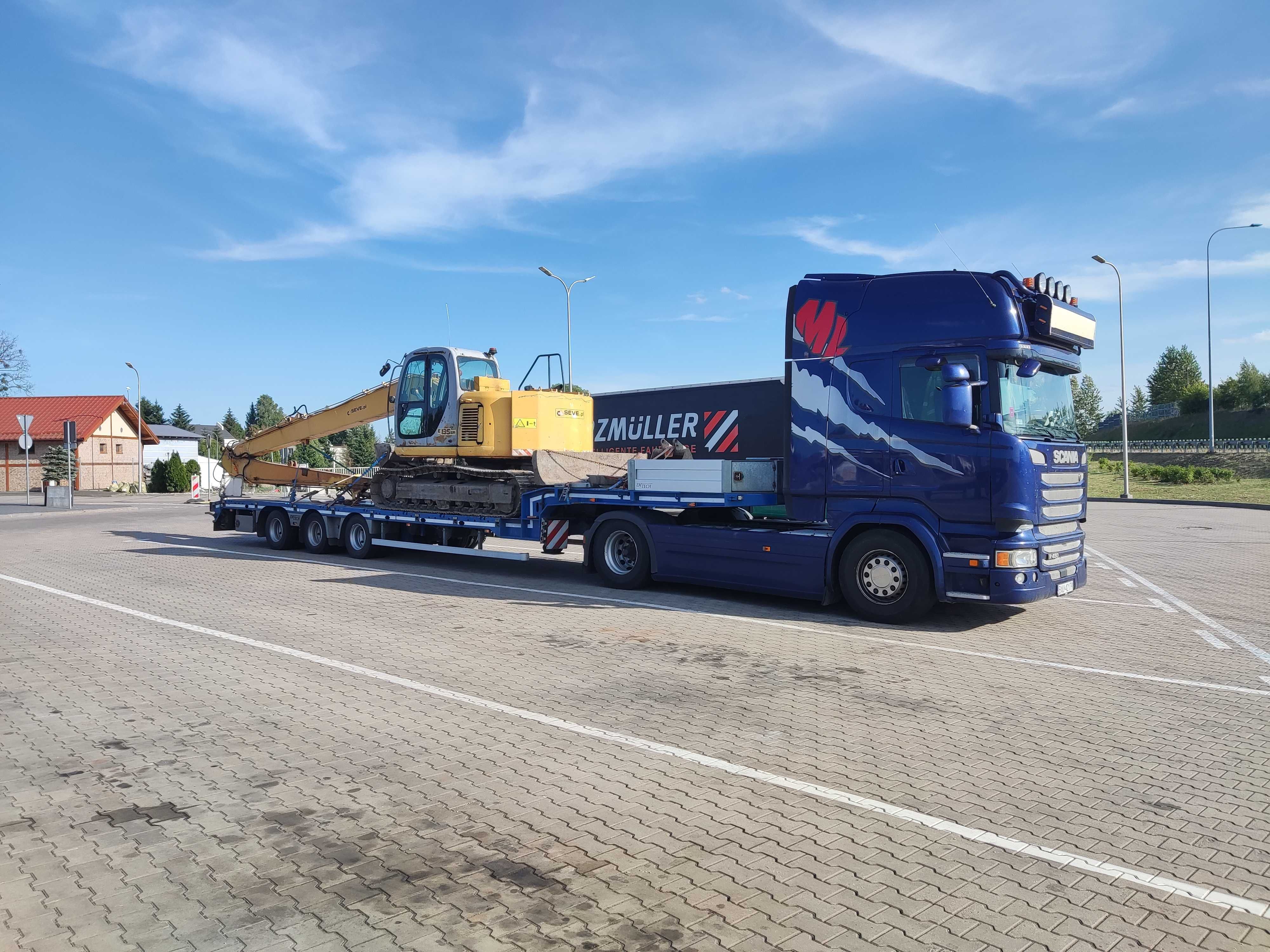 Transport maszyn budowlanych/rolniczych, niskopodwoziowy, łodzie