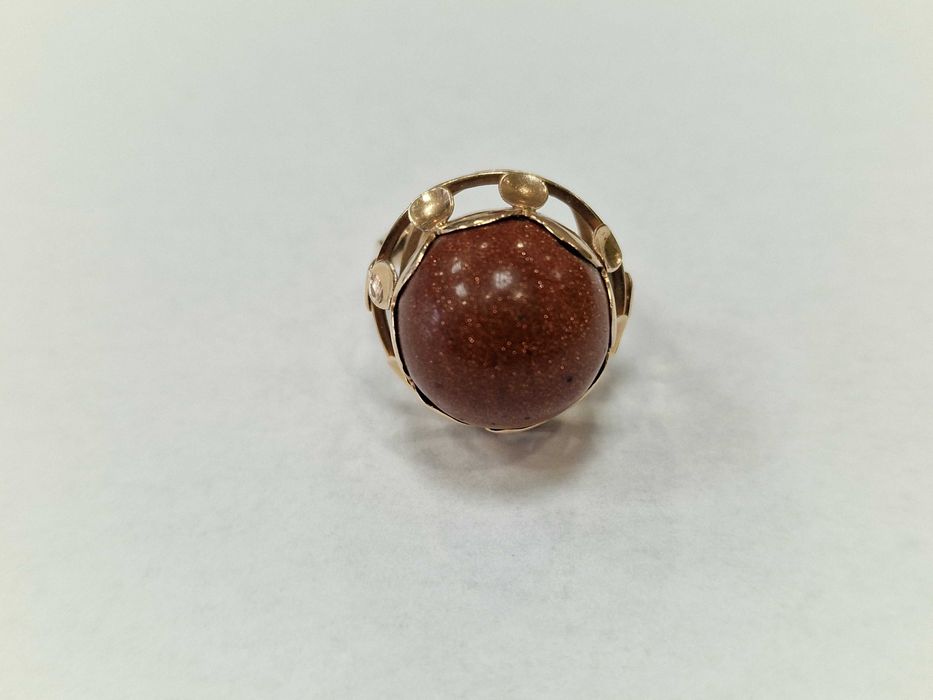 Złoty pierścionek/ 585/ 10.65 gram/ R15/ Piasek Pustyni/ WWJ/ 63-65