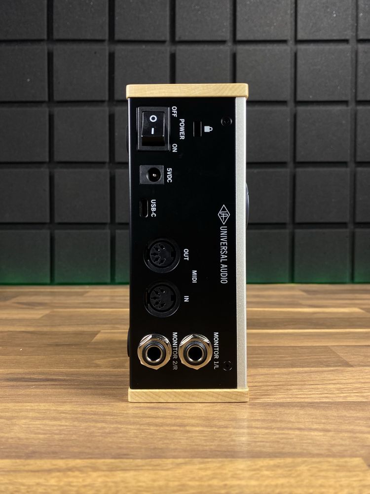 Universal Audio Volt 176