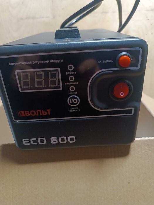 Релейний стабілізатор напруги Вольт ECO-600