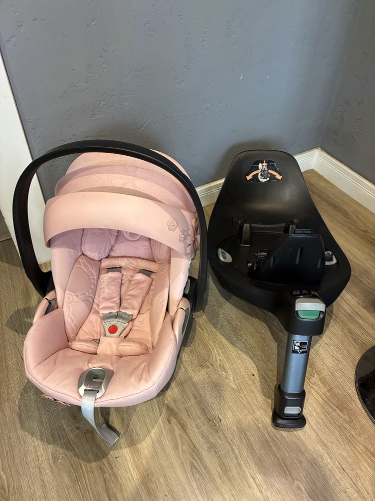 Cybex Cloud Z i-Size base Z i-Size komplet