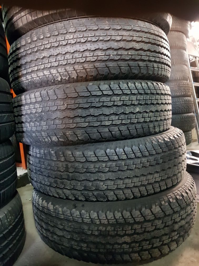 Opony Całoroczne  R18 255/70-Bridgestone- Montaż -9mm