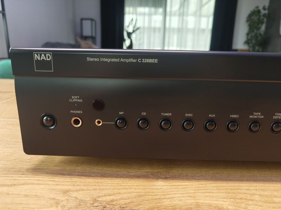 Wzmacniacz stereo NAD C326BEE w pieknym stanie
