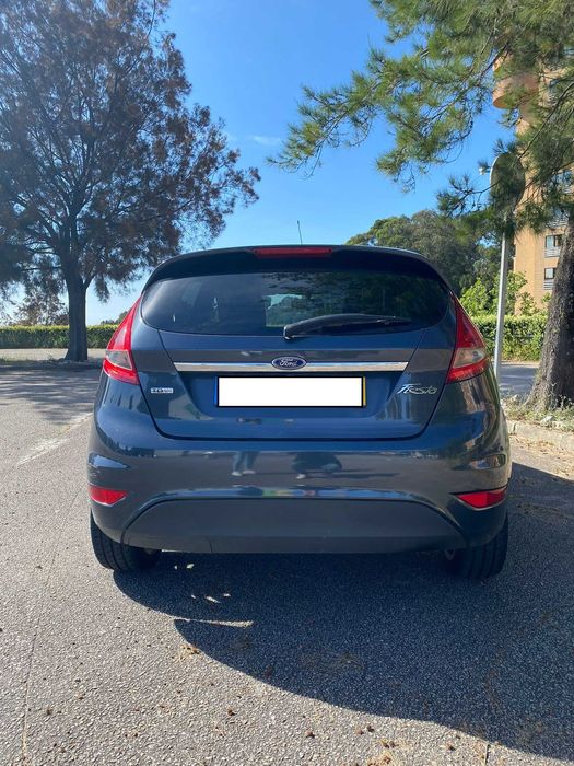 Ford Fiesta- 1.4 TDCI Titanium 2010