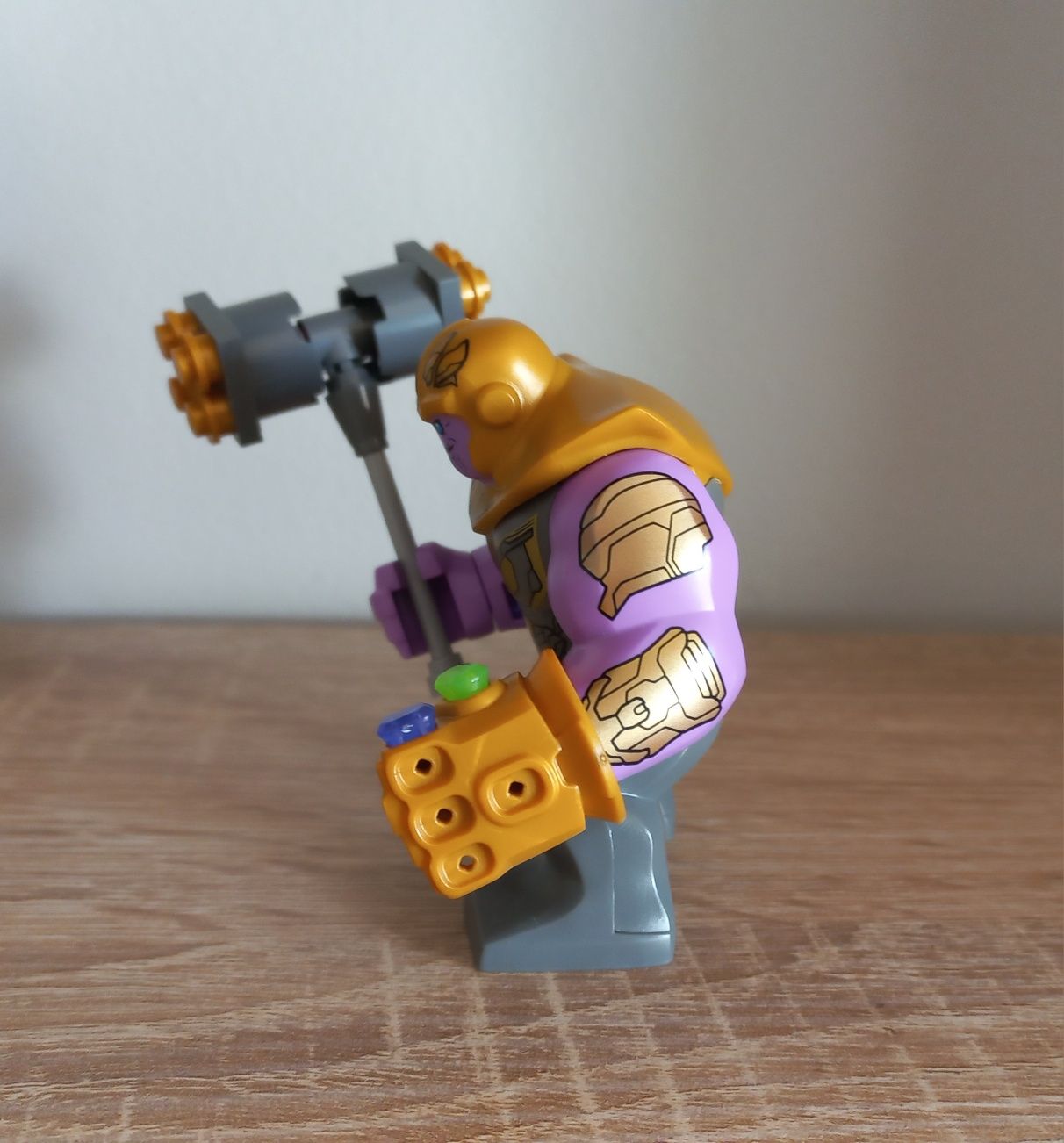 Figurka Lego Thanos z młotem