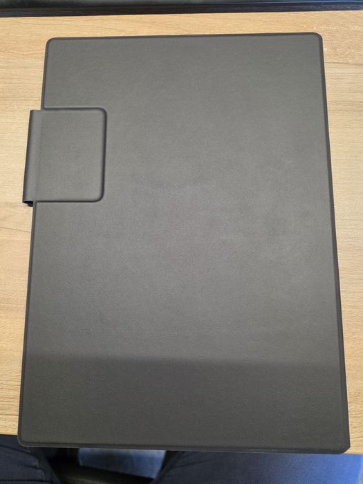 Remarkable paper pro com pencil pro e capa couro adicional