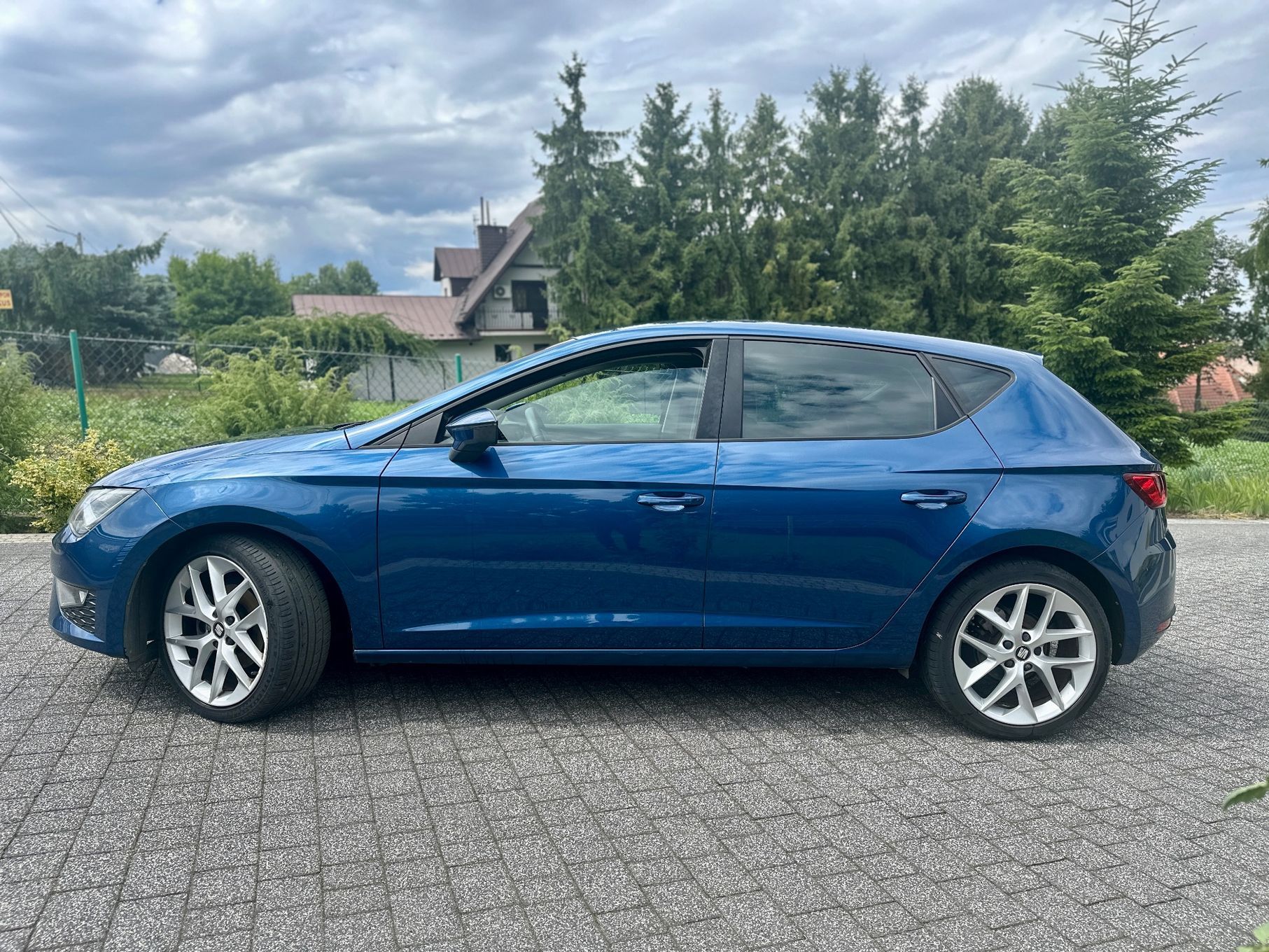 Seat Leon Leon FR lull led 1.4Tsi 125km bezwypadkowy