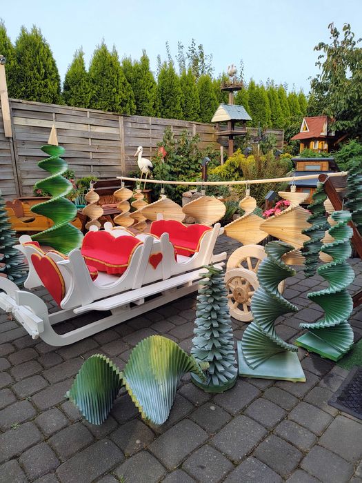 Karmnik dla ptaków, wiatraczki, wedzarnia