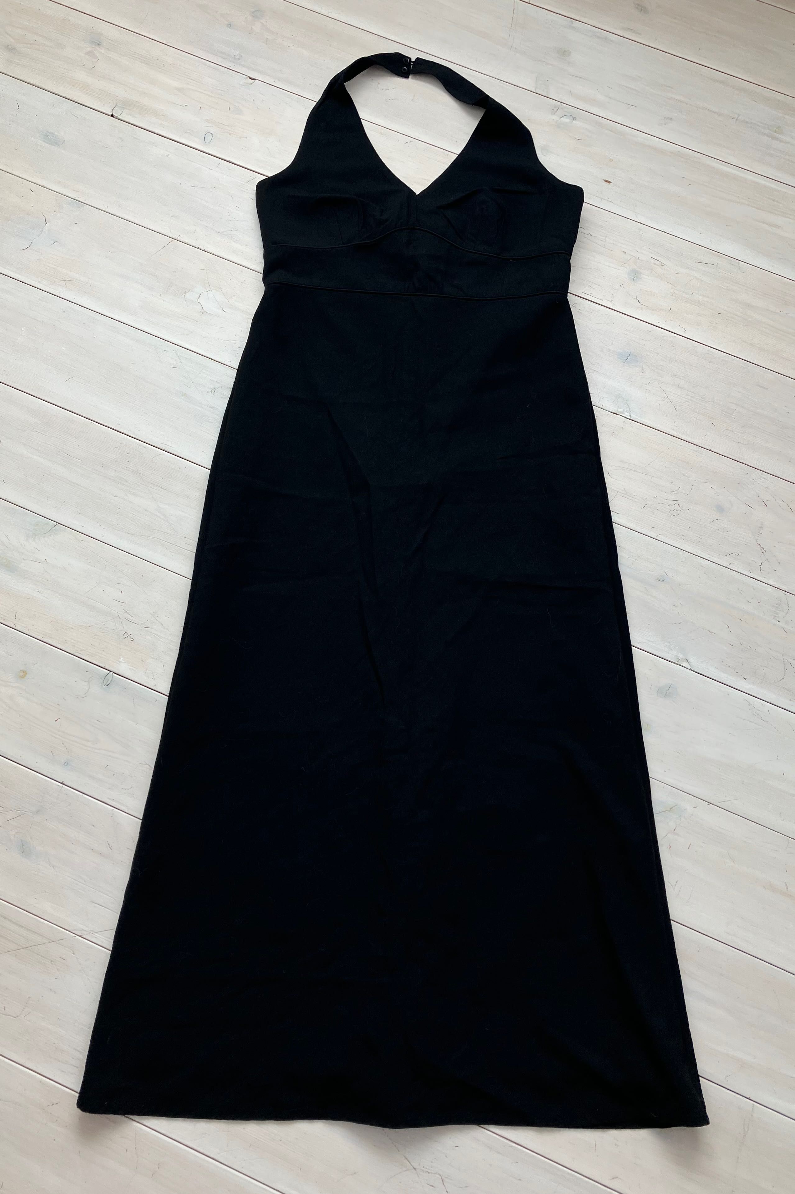 rozm. 40/42 - Camaieu - czarna, długa sukienka na okazje