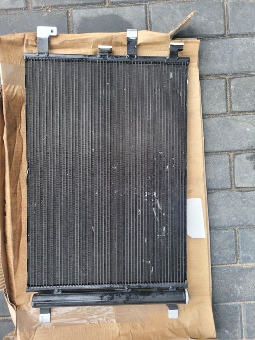 Skraplacz  chlodnica klimatyzacji  AUDI A4