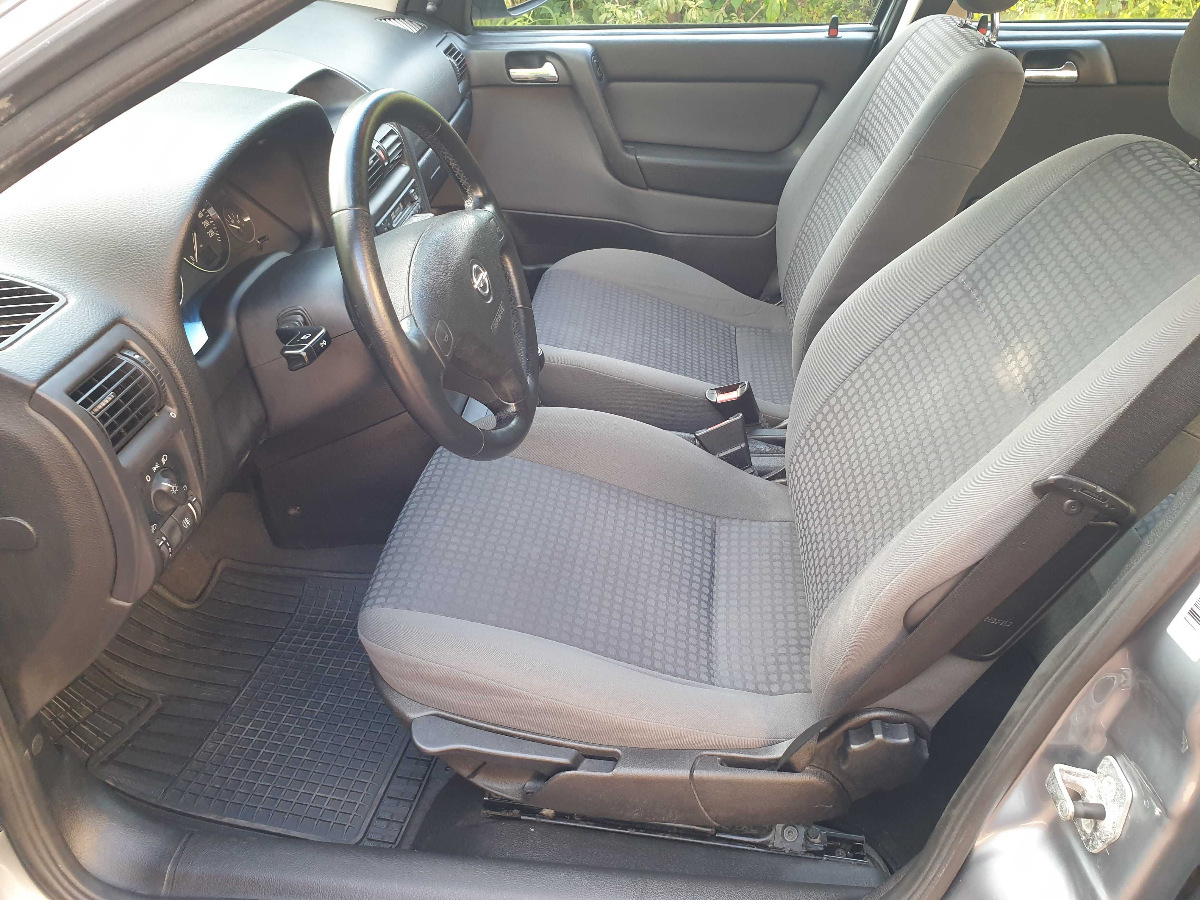 Opel Astra II 1.6 8V 1 wł w kraju