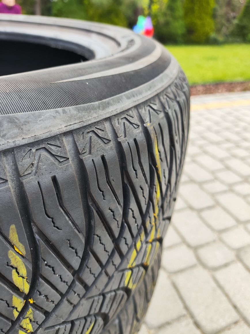 Komplet opon całorocznych goodride z-401 205/55r16