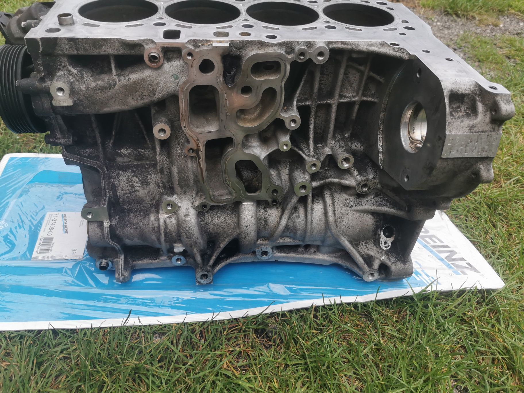 Blok silnika głowica pompa N47D20D N47D20C 218km biturbo N47 F10 F30
