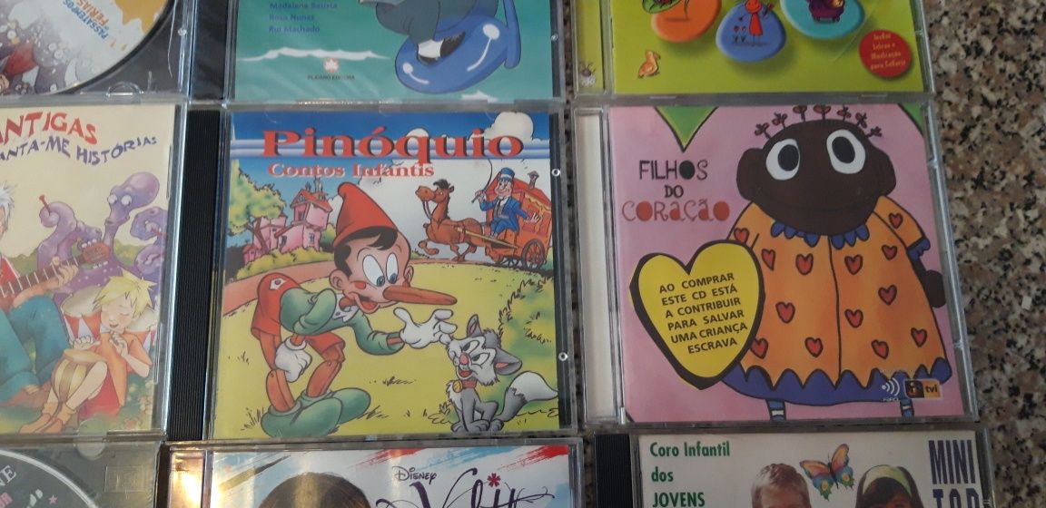 Conjunto de 14 Cds Diversos Infantil/Juvenil