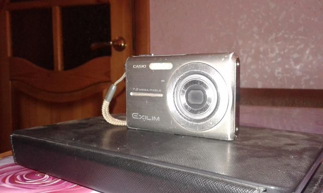 фотоаппарат Casio Exilim Zoom EX-Z7