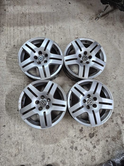 Диски 5*100 R15 Volkswagen golf bora,Skoda Octavia Fabian