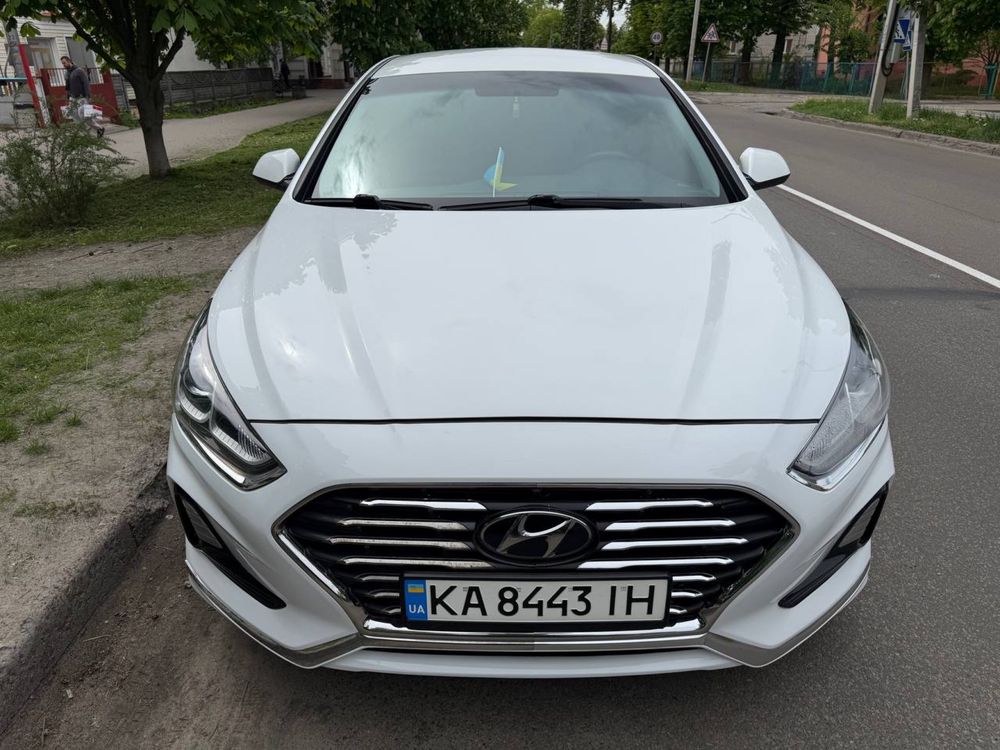 Продам машину. В хорошем состояние ухожена
