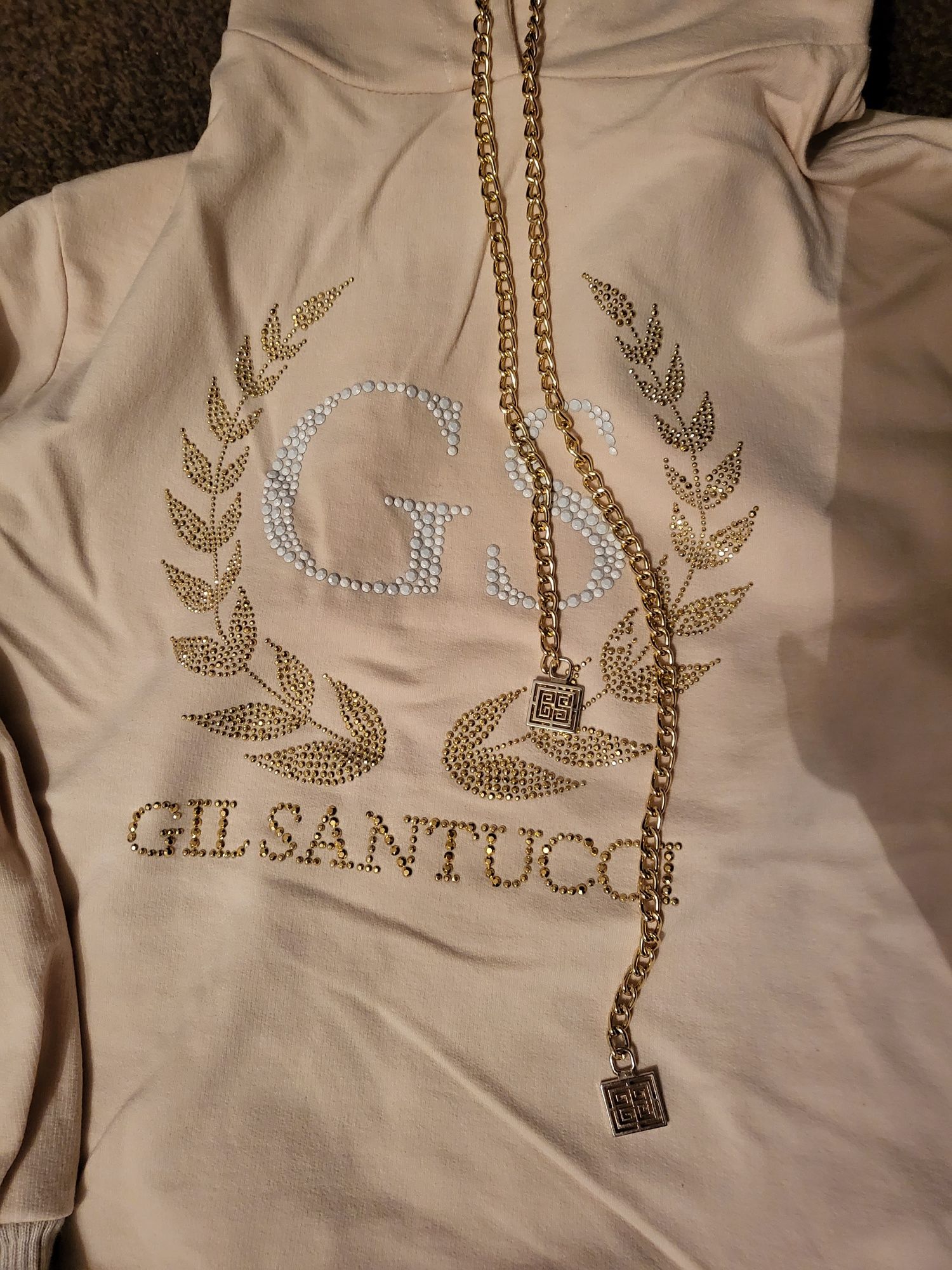 Dres  Gil  Santucci