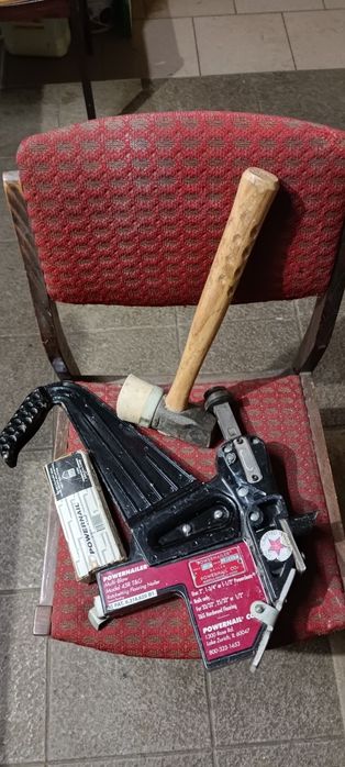 Pistolet POWERNAILER do montażu desek drewnianych