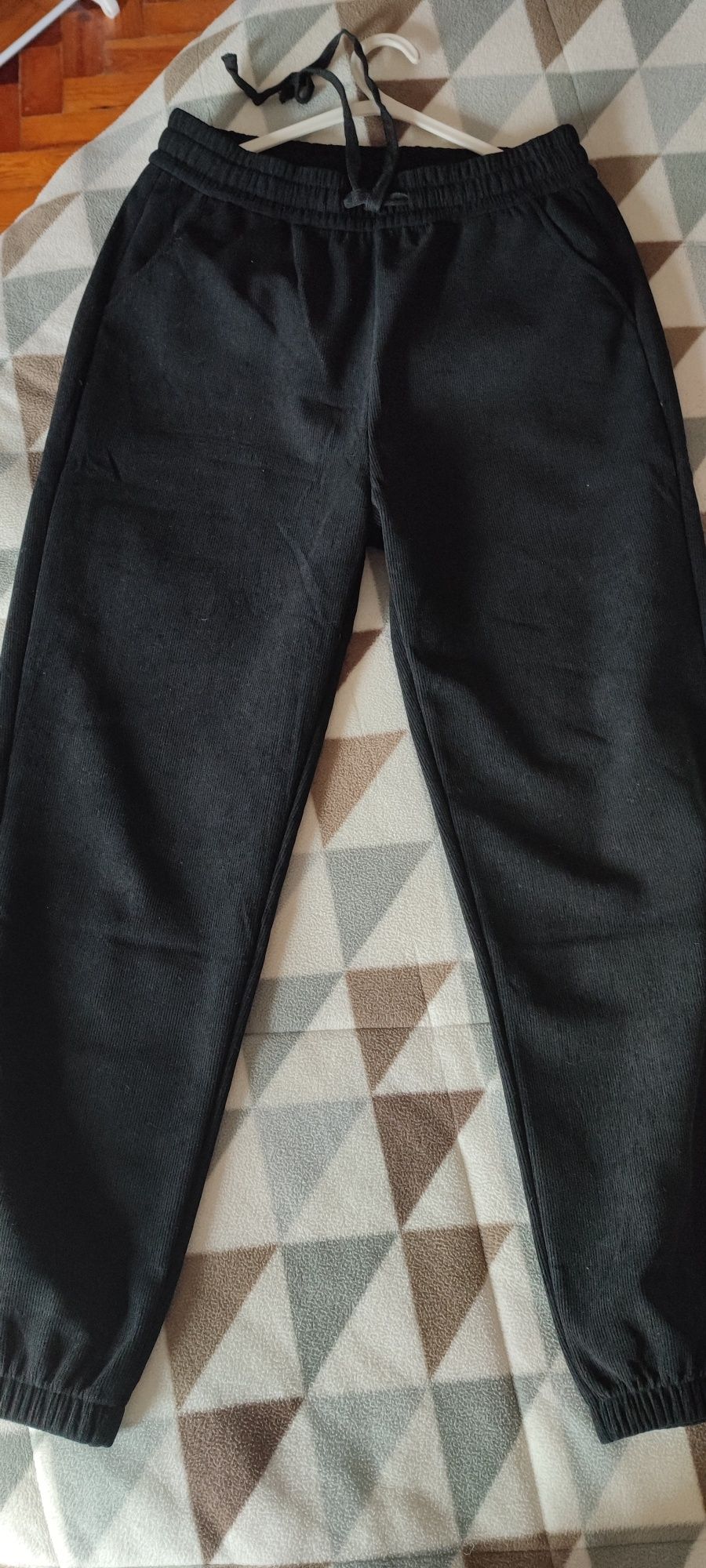 Calça nova com elasticidade xl