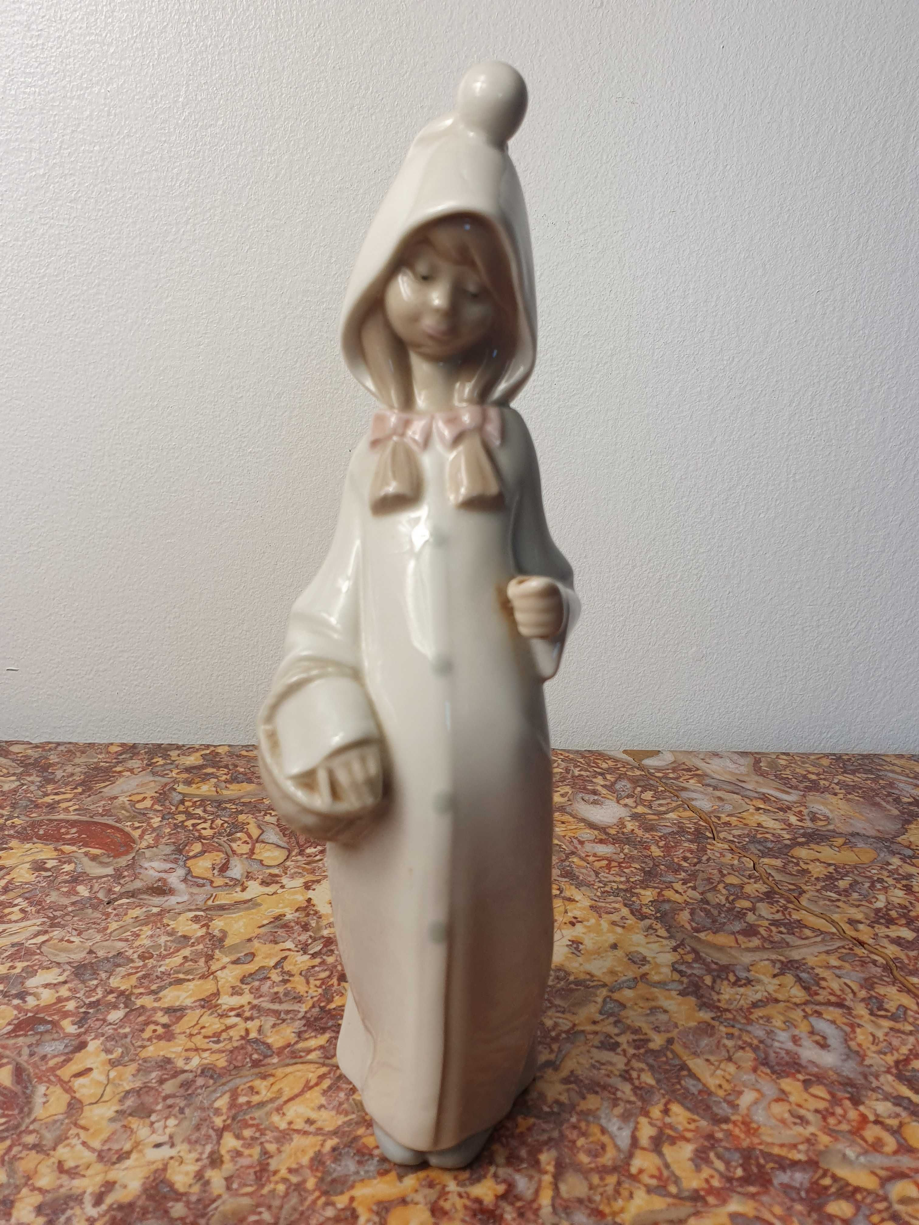 Duża Figurka Lladro 4678 "Dziewczynka z koszykiem" 22 cm Hiszpania