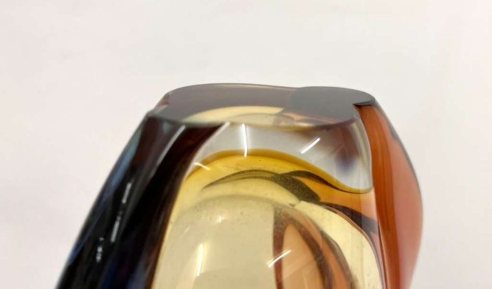 Wazony Hana Machovska  w kolorach żółty, niebieski, różowy